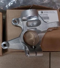 Правый поворотный кулак BRP G2 OEM 705402905, 705403199, 705401291
