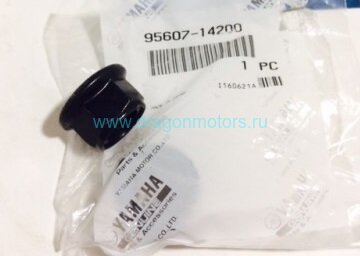 Гайка крепления ролика Yamaha RS Viking Professional 956-07142-00-00