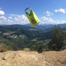 Водонепроницаемый гермомешок (с плечевым ремнем) Aquapac 733 - TrailProof™ Drybag – 15L with shoulder strap (Acid Green)