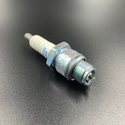 Свеча зажигания BR8HS-10 (Yamaha)