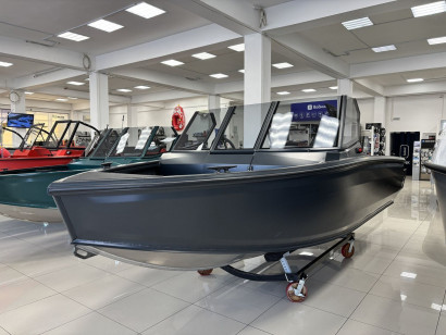 Моторная лодка, Xstream 470, графит c Suzuki DF70ATL