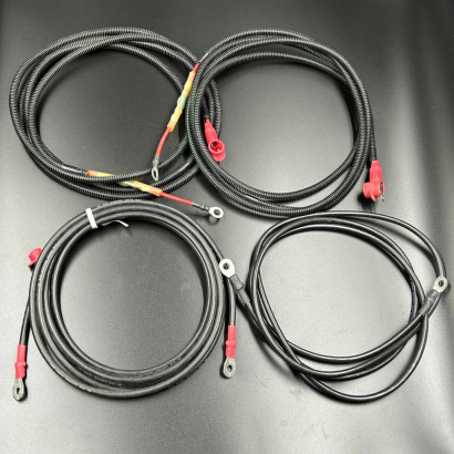 Комплект кабелей со 100 AMP предохранителем (Quicksilver)