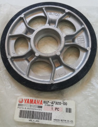 Ролик трака Yamaha VK 540 III - 8U7-47320-00-00